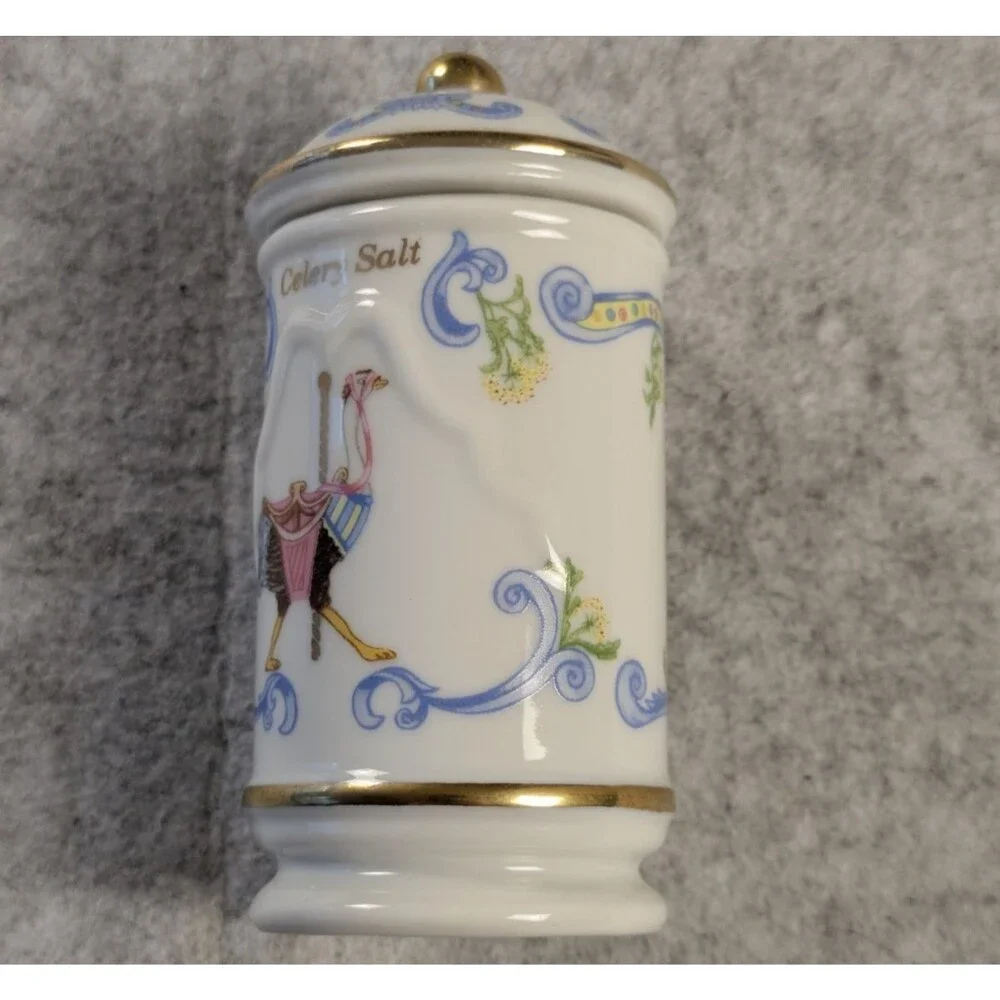 The Spice Carousel Lenox Vintage 1993 Fine Porcelain Celery Salt 24k Gold Trim